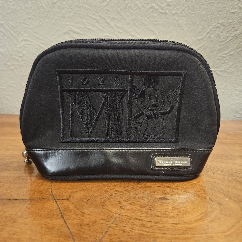 Disney Mickey Mouse 1928 America's‎ Classic Mouse Leather Trimmed Toiletry Bag